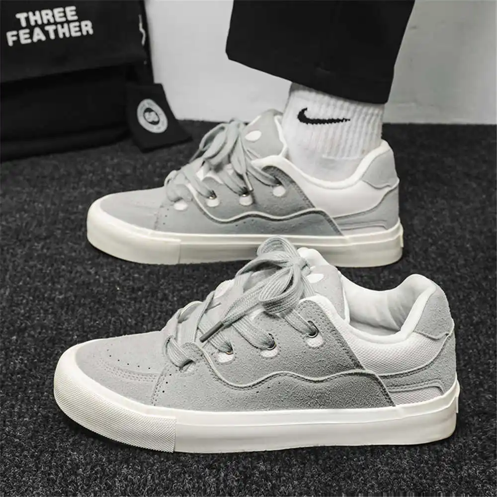 Con cordones, zapatos escolare - Tech Accessories For Students reseña y precio